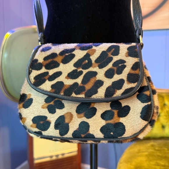 Vintage 90s Jill Stuart Leopard Print Fur Crossbody Bag - Picture 2 of 14